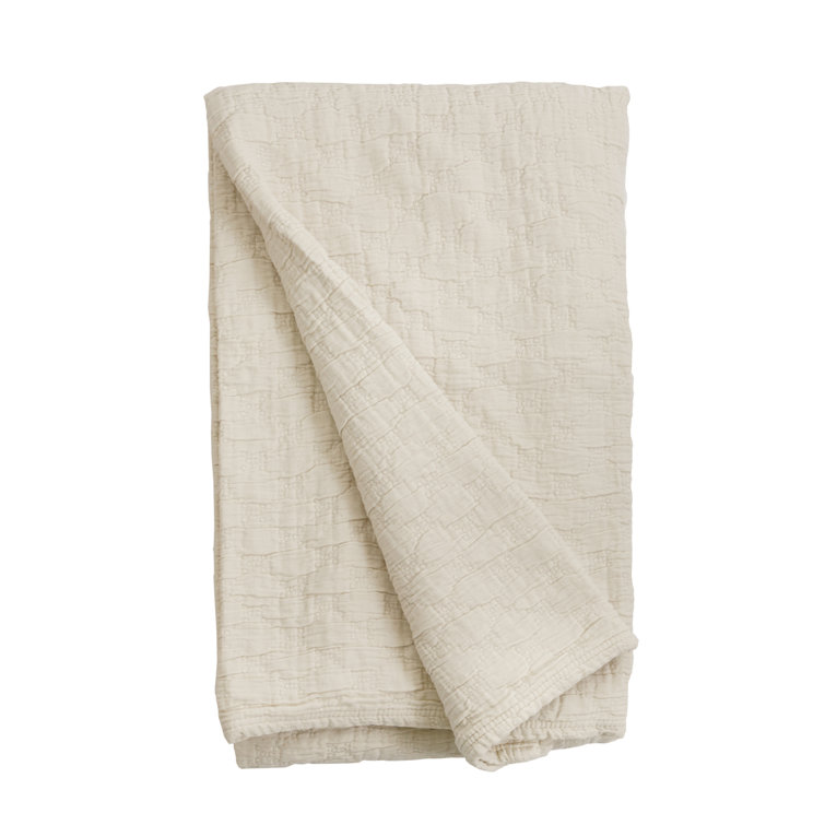 Ojai Blush Queen-Sized Lightweight Cotton Matelassé Coverlet