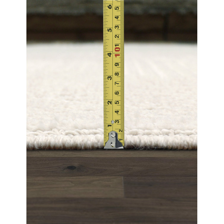 Sutton Ivory Stripe 4' x 6' Stain-Resistant Synthetic Rug
