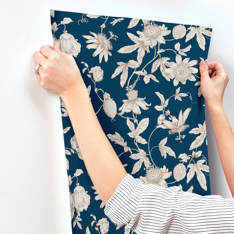 Navy Passion Flower Toile Non-pasted Wallpaper