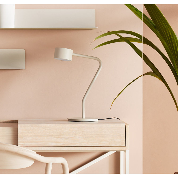 Putty Metal Touch Table Lamp with Curved Design