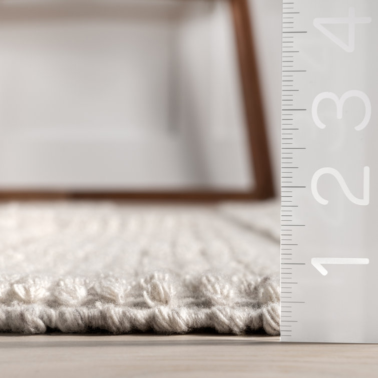 Cream Textured Synthetic 4' x 6' Rectangular Area Rug
