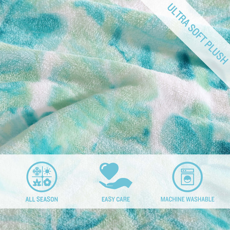 Weekend Green Tropical Plush Fleece Throw Blanket 50" x 70"