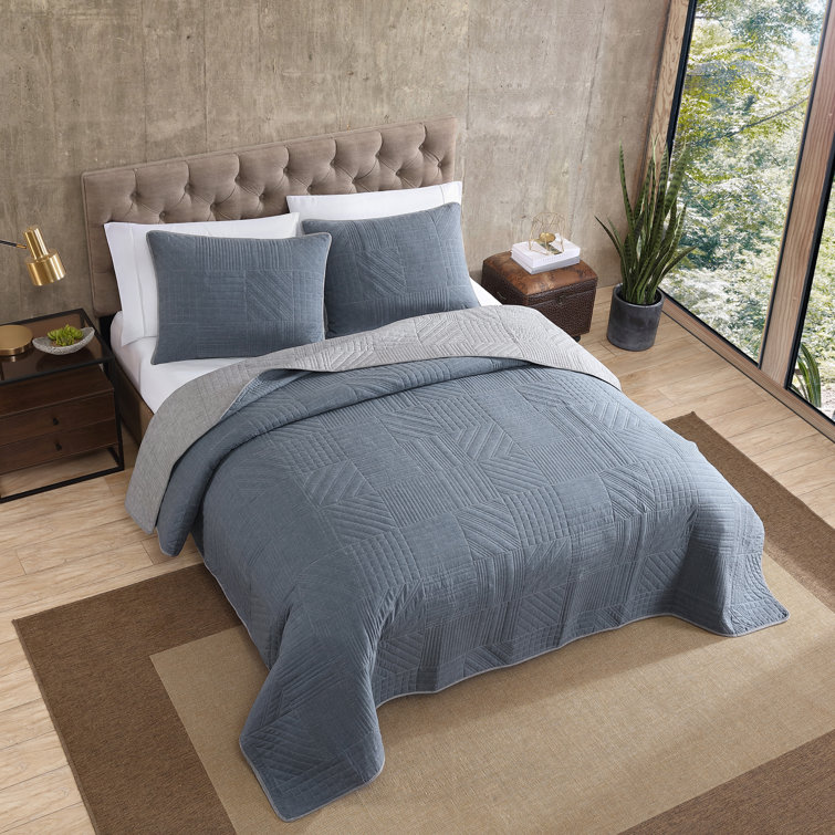 Casual Comfort Denim Blue & Chrome Gray Full Cotton Quilt Set