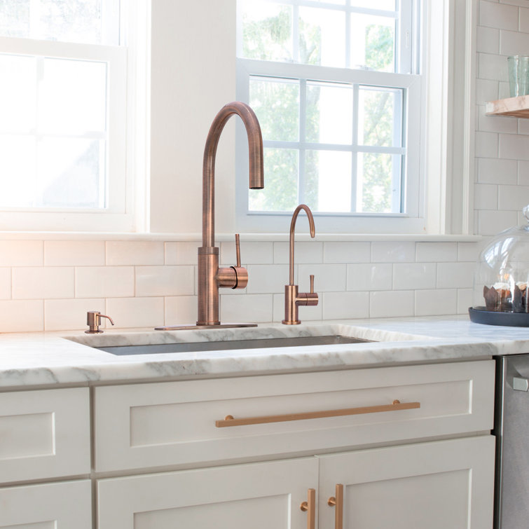 Antique Copper Brass Pull-Down Kitchen Faucet with Single Handle