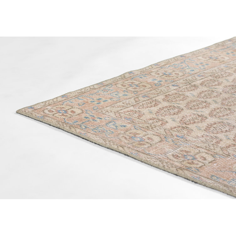 Dorset Blush Floral Rectangular 5' x 7'6" Synthetic Rug