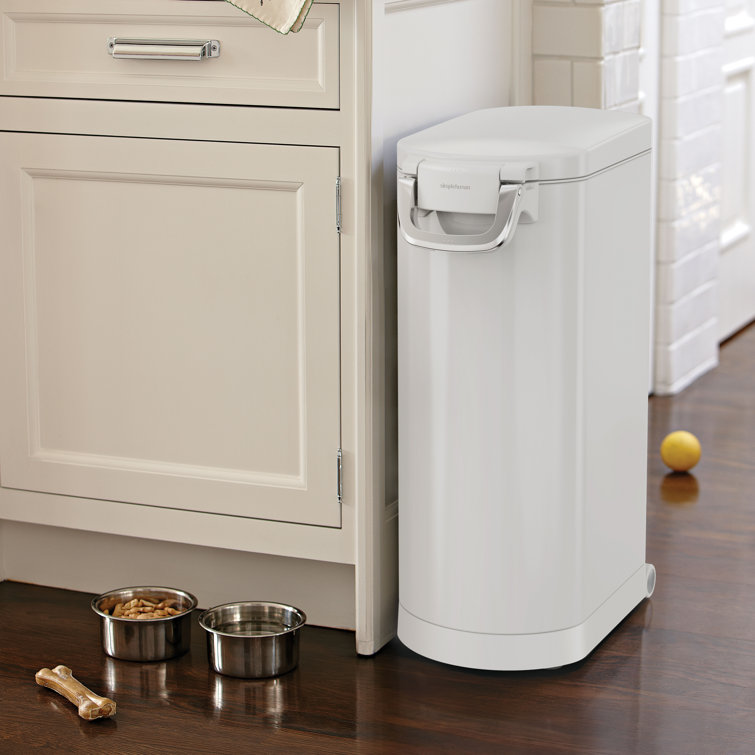 Stainless Steel Airtight Pet Food Storage Container with Magnetic Scoop