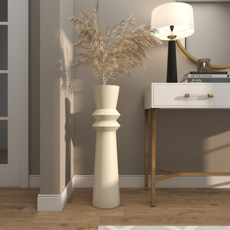 Mable Metal Floor Vase