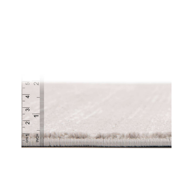 Elegant Gray 4' x 6' Rectangular Easy-Care Synthetic Area Rug
