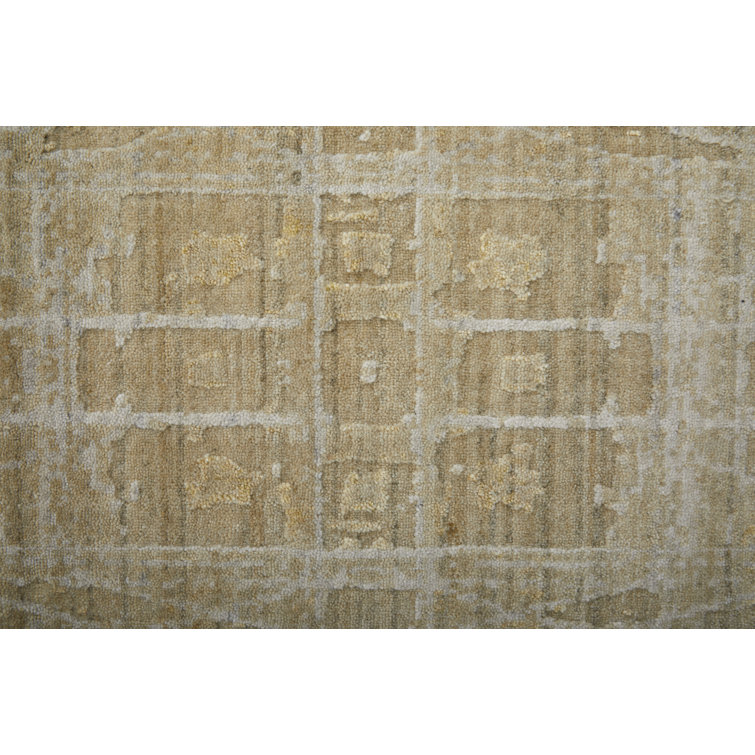 Eastfield Ivory and Gold Abstract Wool Viscose Area Rug 4' x 6'