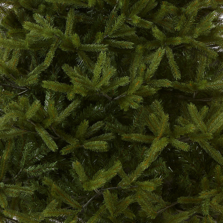 7.5' Green Norway Fir Artificial Christmas Tree with Lights