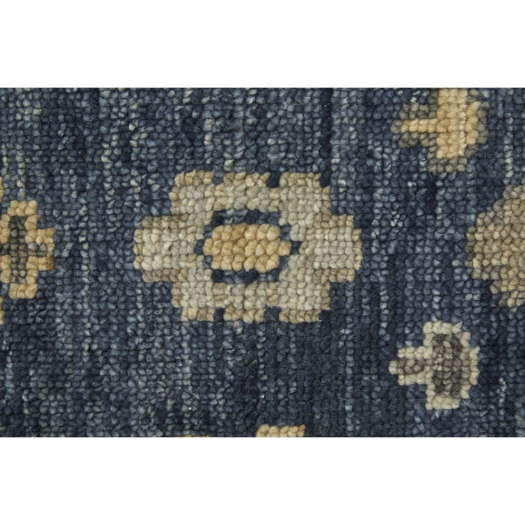 Fillmore Blue Wool Hand-Knotted Floral Area Rug 2' x 3'