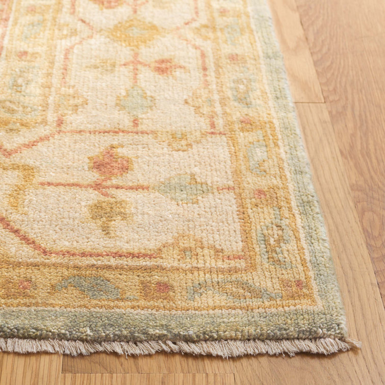 Elegant Oushak Ivory Wool 6' x 9' Hand-Knotted Area Rug