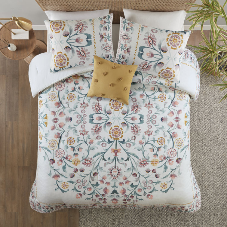 King Blush Floral Down Alternative Microfiber Comforter Set
