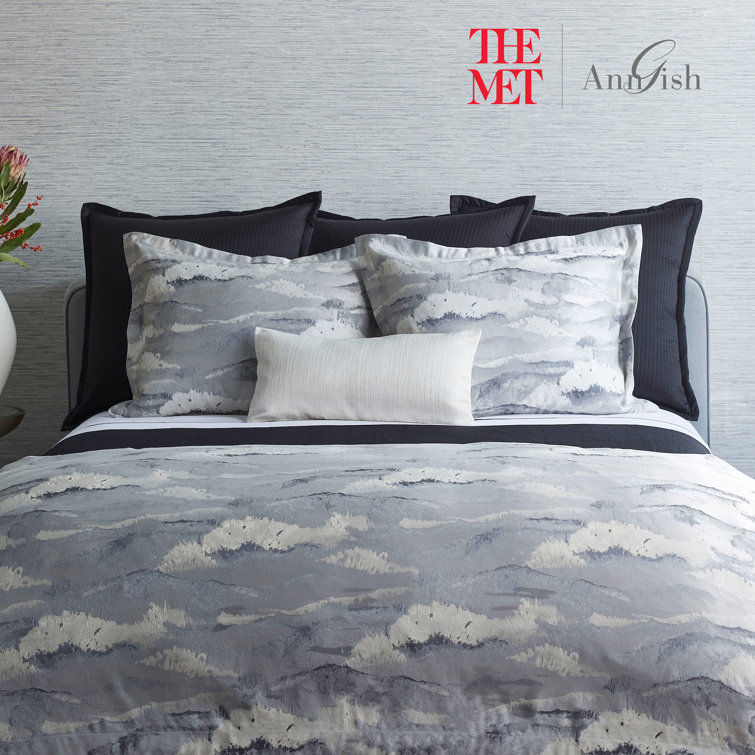 Traditional Gray King Coverlet Set with Linear Quilting