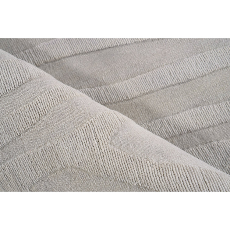 Light Silver Geometric Handmade Wool 8' x 10' Area Rug