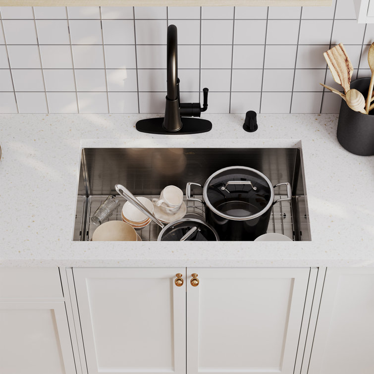 30" Stainless Steel Farmhouse Single Bowl Undermount Kitchen Sink