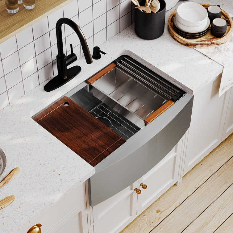 33" Stainless Steel Single Bowl Farmhouse Kitchen Sink with Accessories