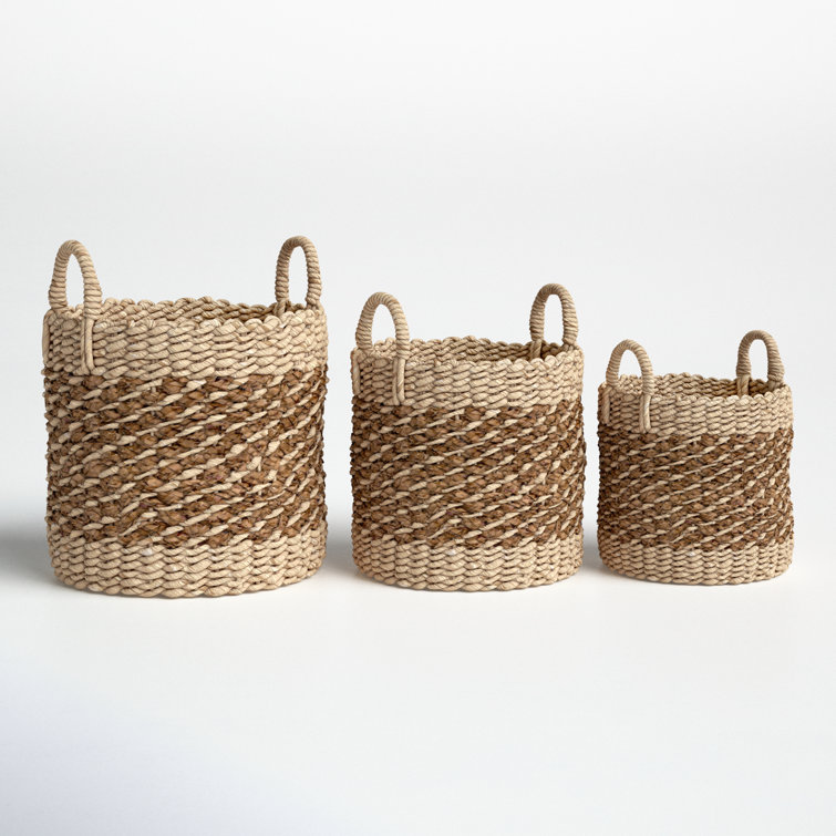 Coastal Charm Assorted Size Nesting Wicker Basket Trio