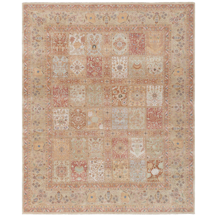 Ivory and Gold Hand-Knotted Wool 8' x 10' Area Rug