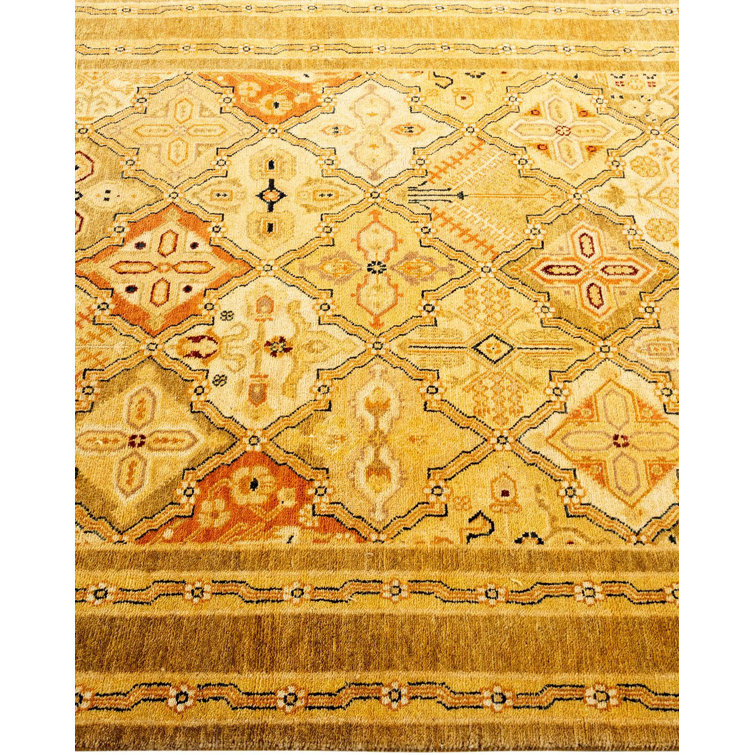 Golden Hand-Knotted Wool Rectangular Area Rug 4'3" x 6'2"