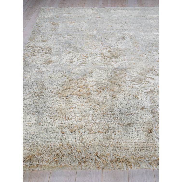 Beige Handmade Rectangular Shag Area Rug in Polyester/Microfiber