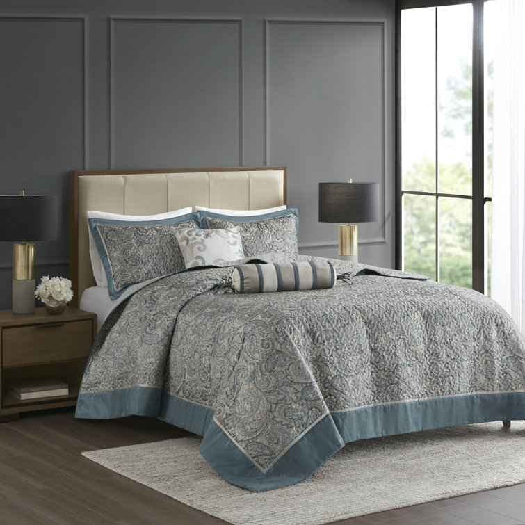 Teal King Reversible Jacquard Bedspread Set with Throw Pillows
