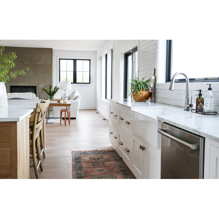 Austen Crisp White Fireclay Farmhouse Apron Kitchen Sink