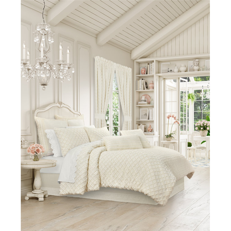 Lilith Cream Full Reversible Comforter Set with Shams