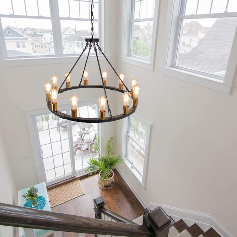 Black and Gold 12-Light Wagon Wheel Chandelier
