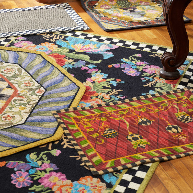 Handmade Black Floral Wool Rectangular Rug 3' x 5'