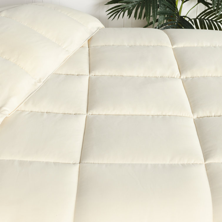 Ivory Queen Reversible Down Alternative Microfiber Comforter