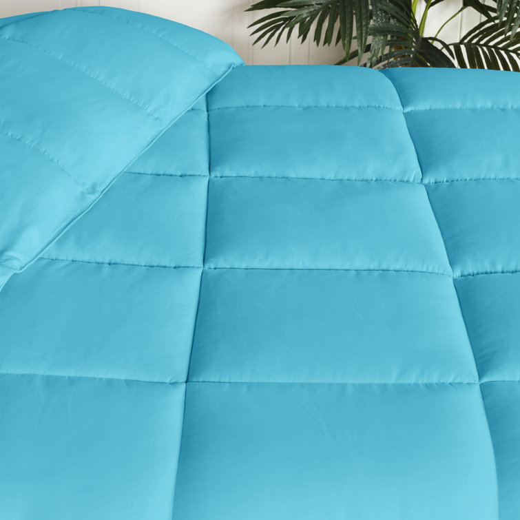 Winter Blue Full Reversible Down Alternative Comforter Set