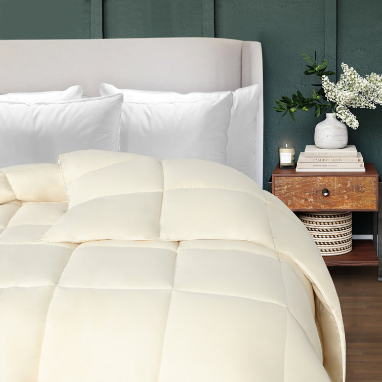 Ivory Queen Reversible Down Alternative Microfiber Comforter