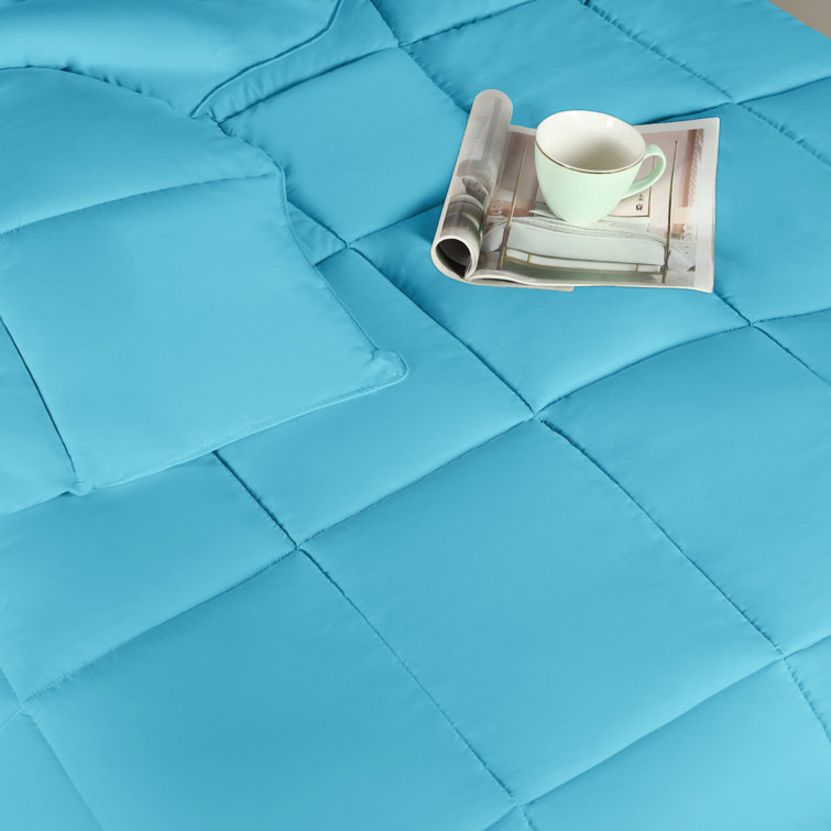 Winter Blue Full Reversible Down Alternative Comforter Set