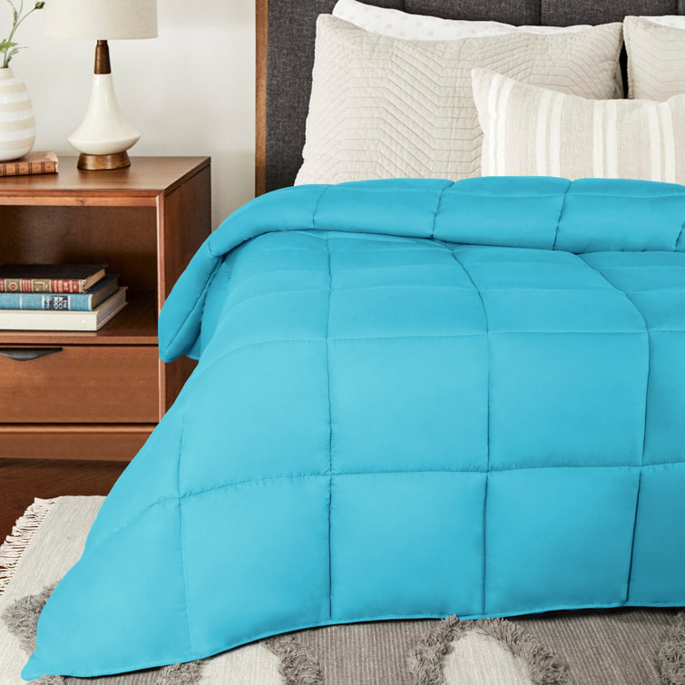 Winter Blue Full Reversible Down Alternative Comforter Set