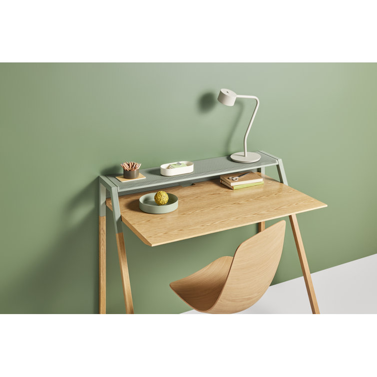 Putty Metal Touch Table Lamp with Curved Design