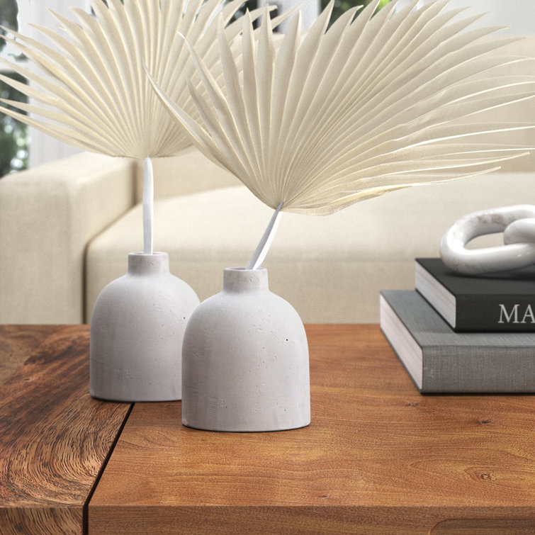 White Handcrafted Ceramic Bud Table Vase