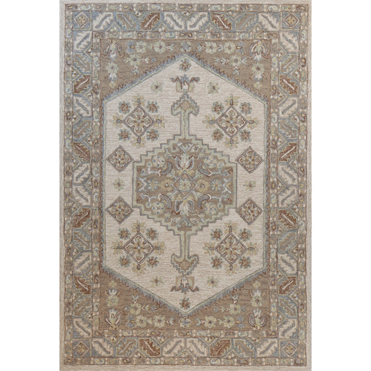 Handmade Ivory Wool Runner Rug with Tufted Design