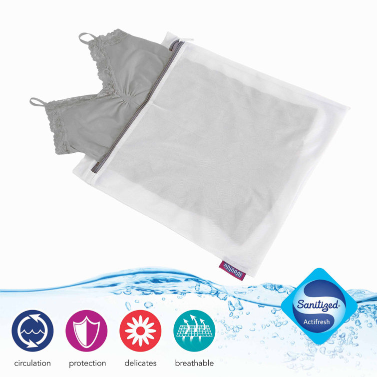 Large White Mesh Laundry Wash Bags with Zipper Closure