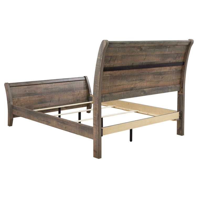 Majestic Oasis 4-Piece King Sleigh Bedroom Set in Weathered Oak