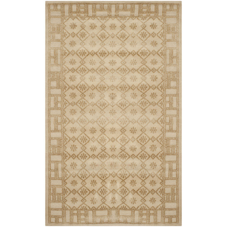 Handmade Beige and Gold Wool Silk 6' x 9' Rug