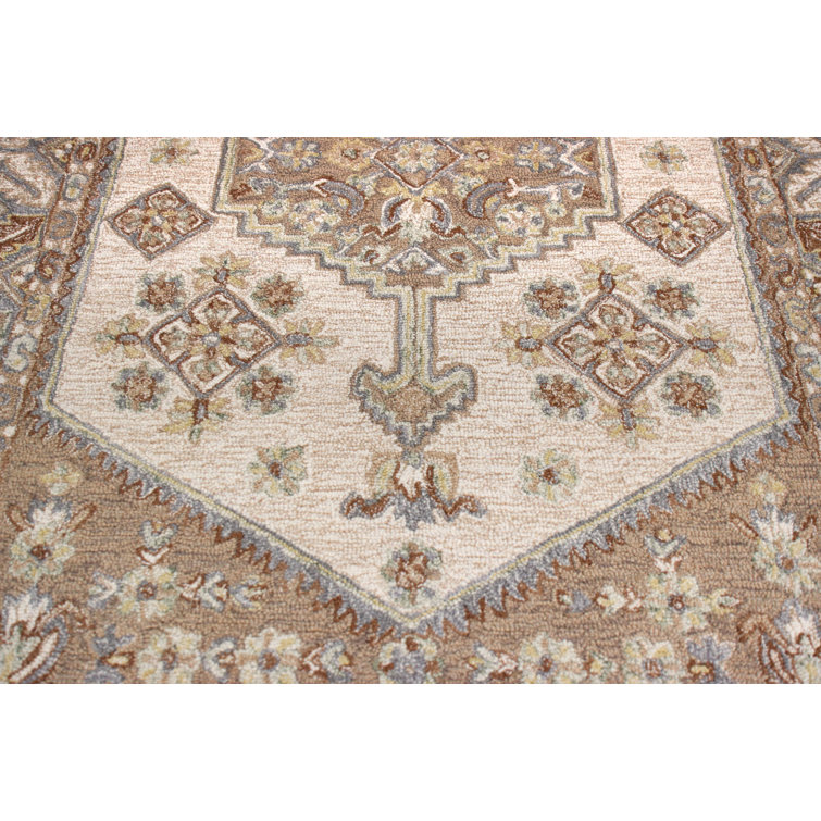 Handmade Ivory Wool Runner Rug with Tufted Design