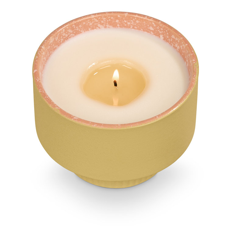 Citron & Vetiver Yellow Ceramic Candle with Ribbed Foot