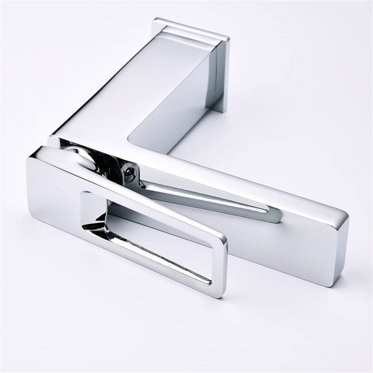 Chrome Single Handle Brass Bathroom Faucet with Pop-up Drain