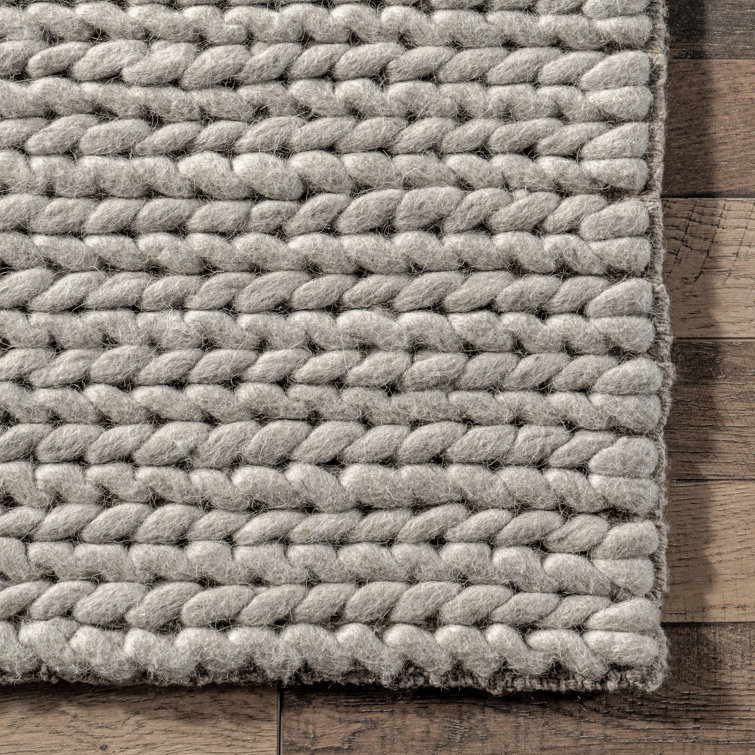 Handmade Light Gray Wool Blend Braided Rectangular Rug 6' x 9'
