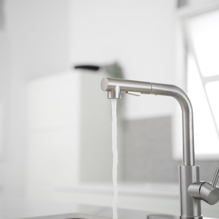Brushed Nickel Single Handle Pull-Out Kitchen Faucet
