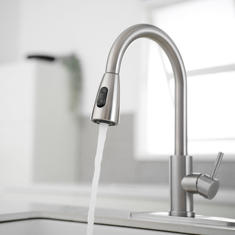 Brushed Nickel Single Handle Pull-Out Spray Kitchen Faucet