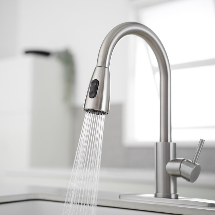 Brushed Nickel Single Handle Pull-Out Spray Kitchen Faucet