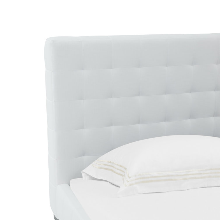 Elegant Vivaldi Queen Linen Upholstered Bed with Tufted Headboard