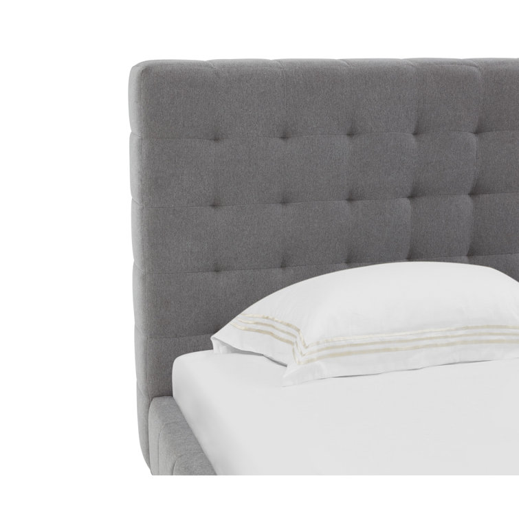 Vivaldi Queen Tufted Linen Upholstered Bed with Wood Frame in Gray